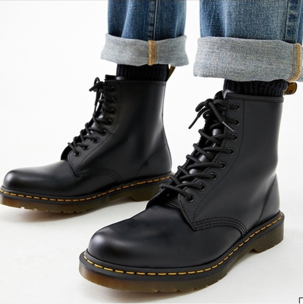 Dr. Martens 1460 Smooth Leather Lace Up Non Slip Chunky  Boots 8 - Picture 4 of 16
